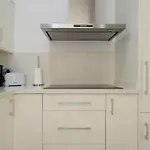 Farovela * Pasito Blanco