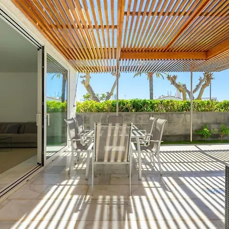 Farovela * Pasito Blanco