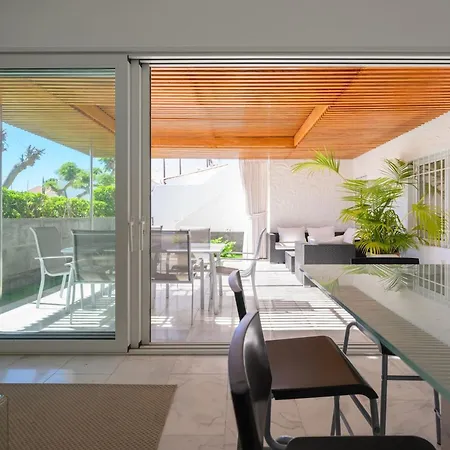 Holiday home Farovela *