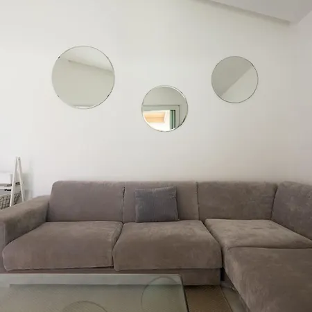 Farovela Holiday home *