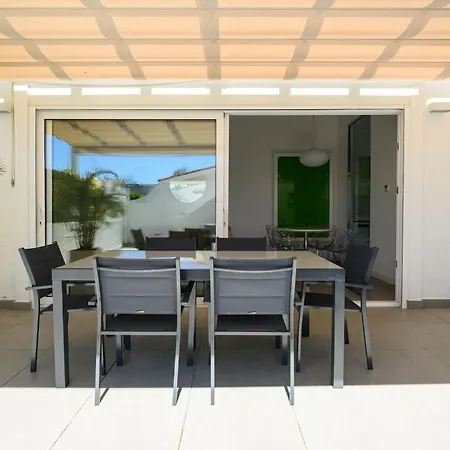 Ferienhaus Farovela *