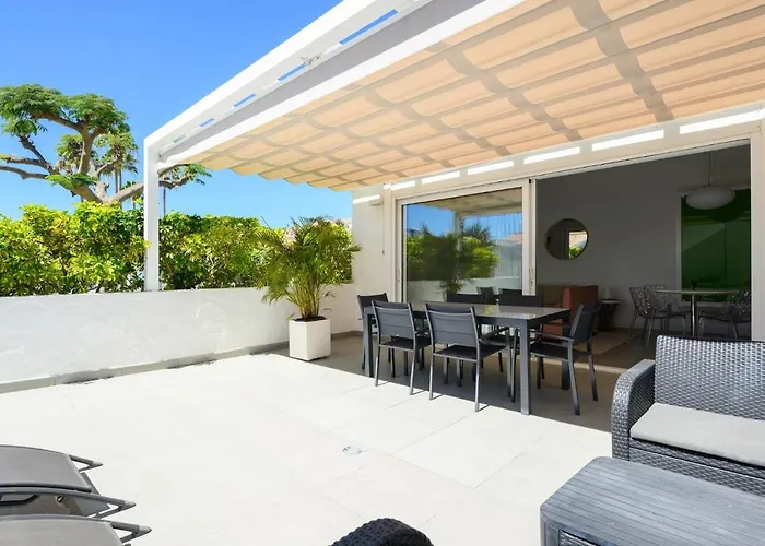 Farovela * Pasito Blanco