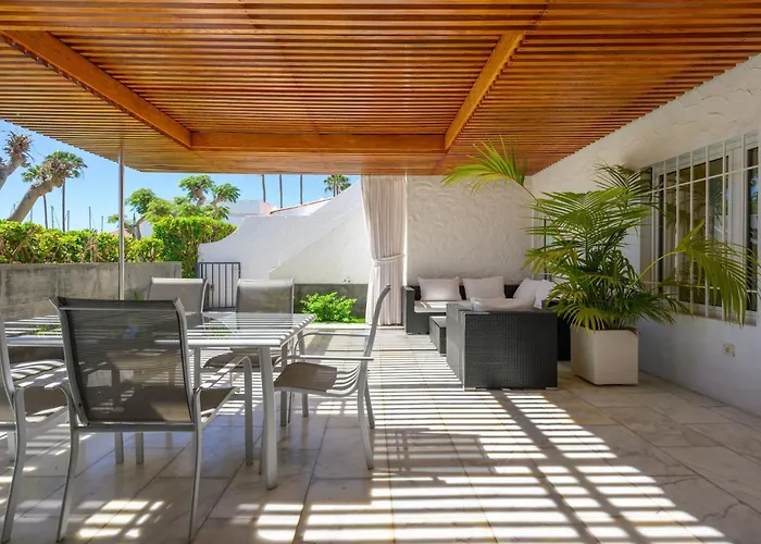 Farovela * Pasito Blanco