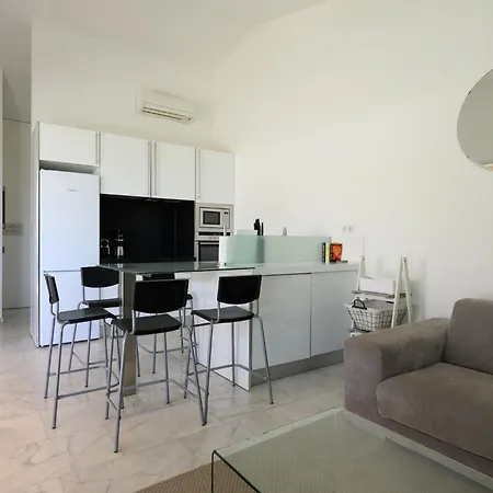 Holiday home Farovela *