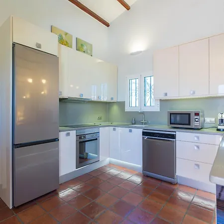 Holiday home Farovela *