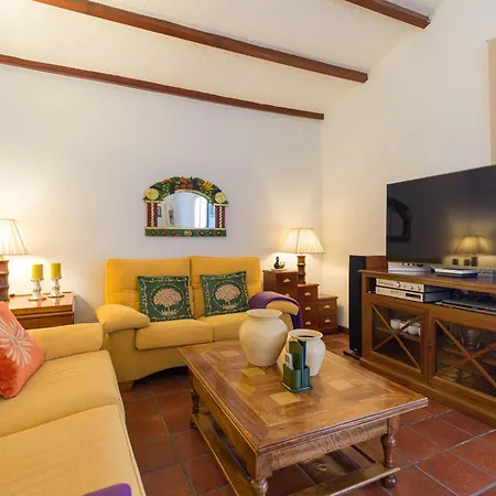 Farovela Holiday home