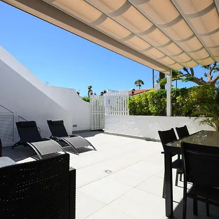 Farovela * Pasito Blanco