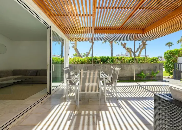 Farovela * Pasito Blanco